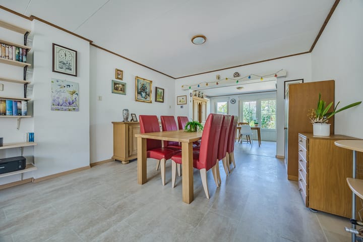 Photo 10 of Irenestraat 17