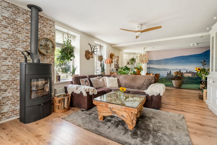 Photo 21 of Witteveen 1