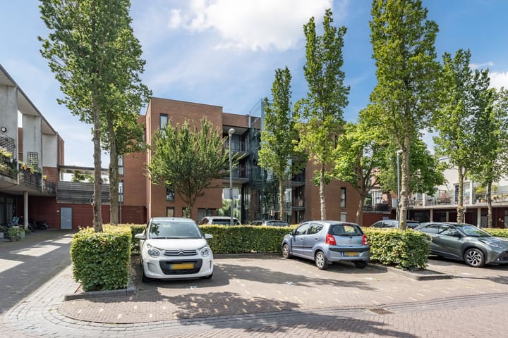 Photo 39 of Linnaeushof 47