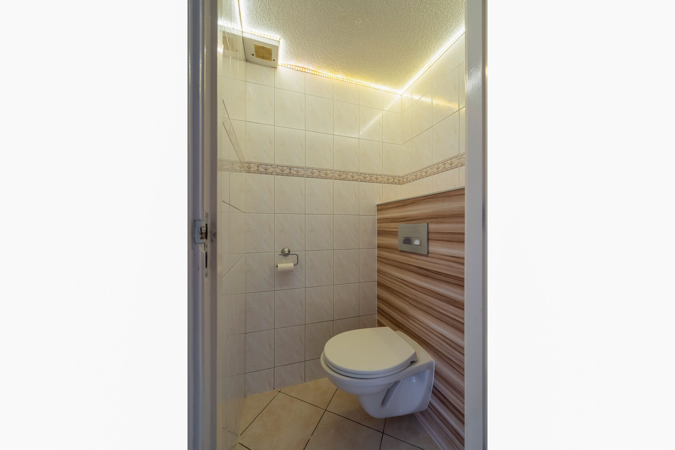 Photo 39 of Janssoniusstraat 17