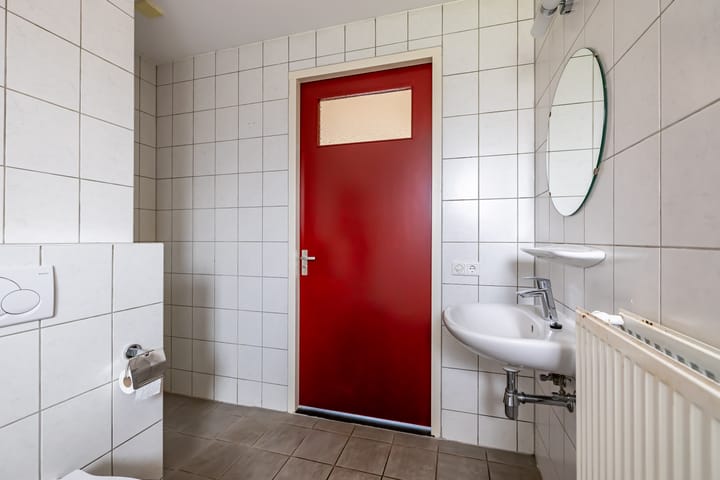 Photo 21 of M.H. Trompstraat 19