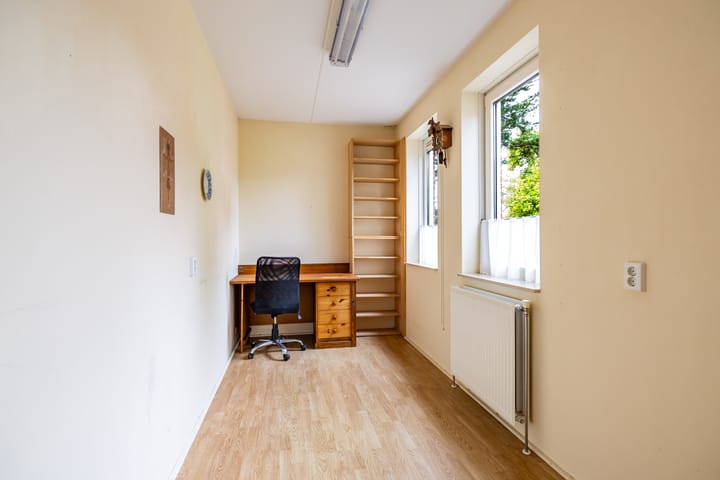 Photo 26 of M.H. Trompstraat 19