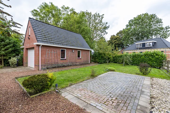 Photo 41 of M.H. Trompstraat 19