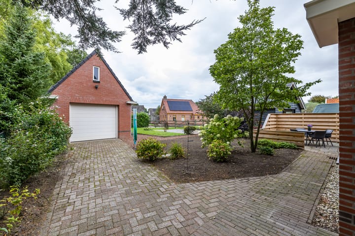 Photo 42 of M.H. Trompstraat 19