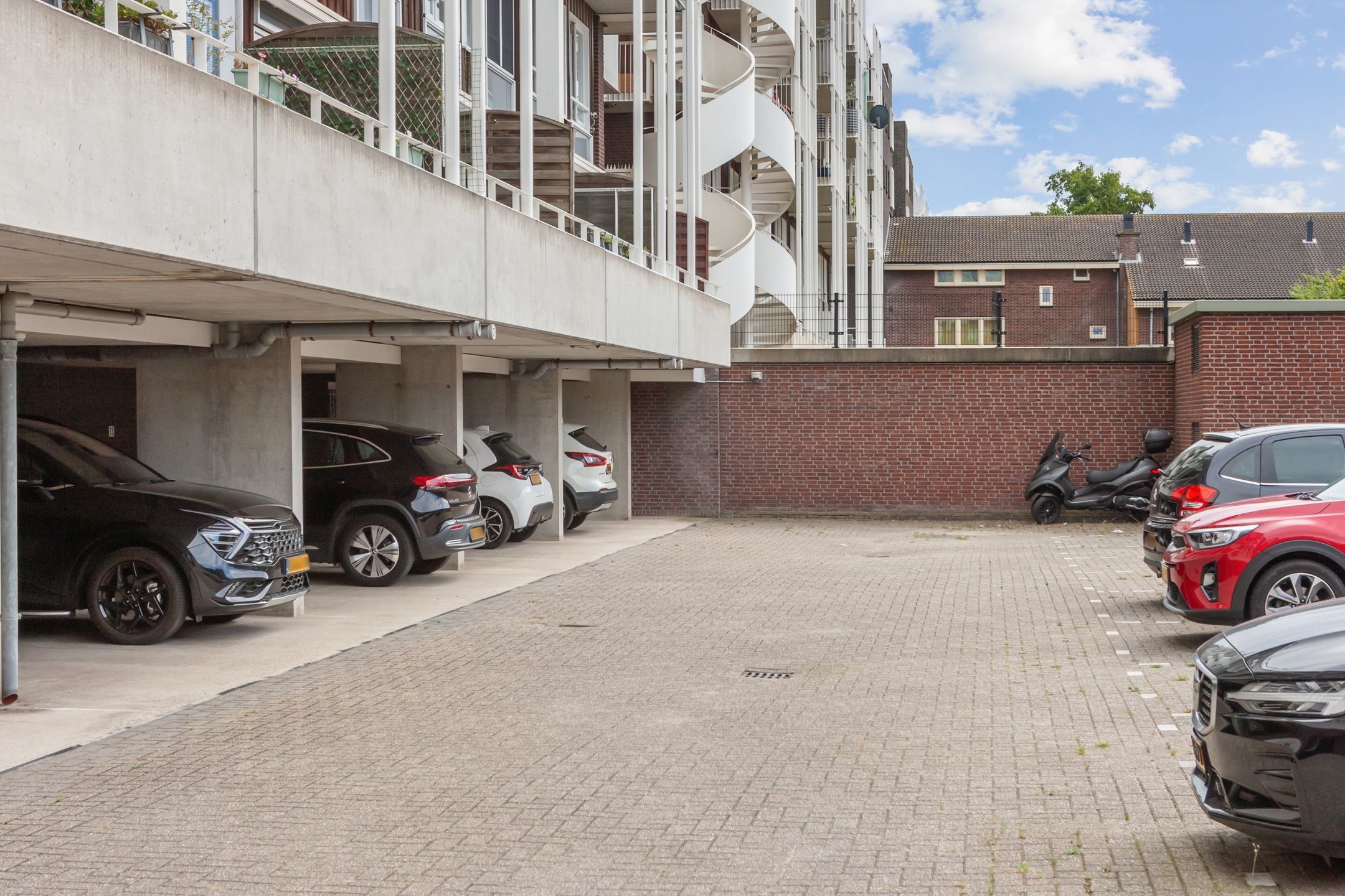 Photo 33 of Laan van Wateringse Veld 1015