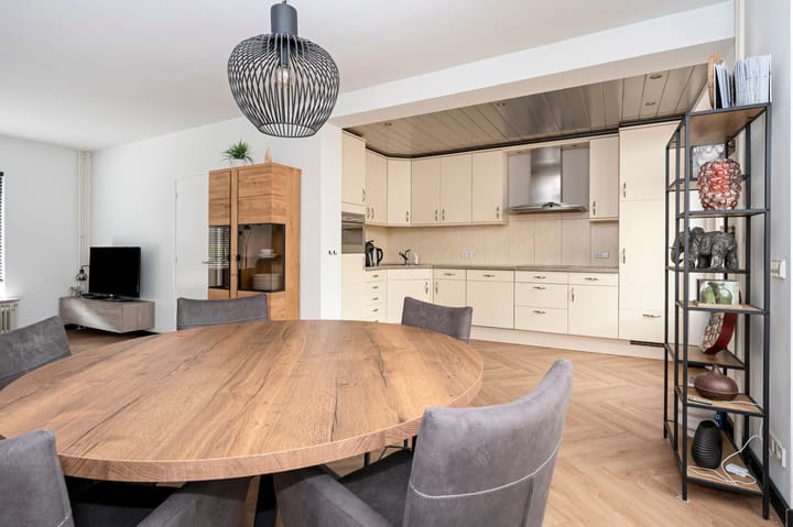 Foto 11 van Velgraafweg 25