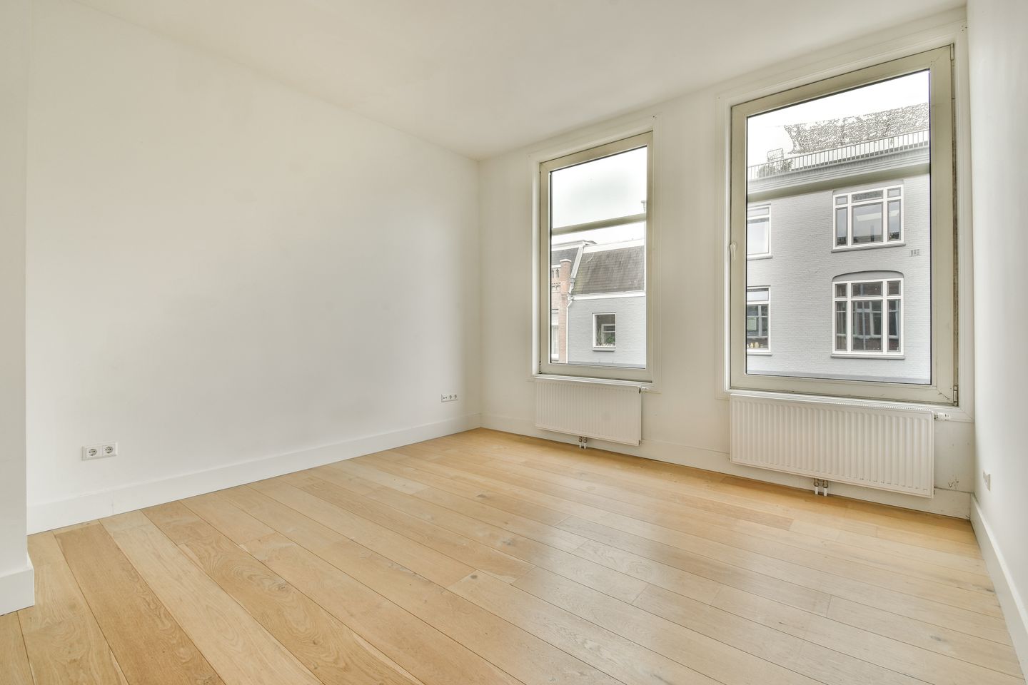 Foto 10 van Van 't Hofflaan 17-1