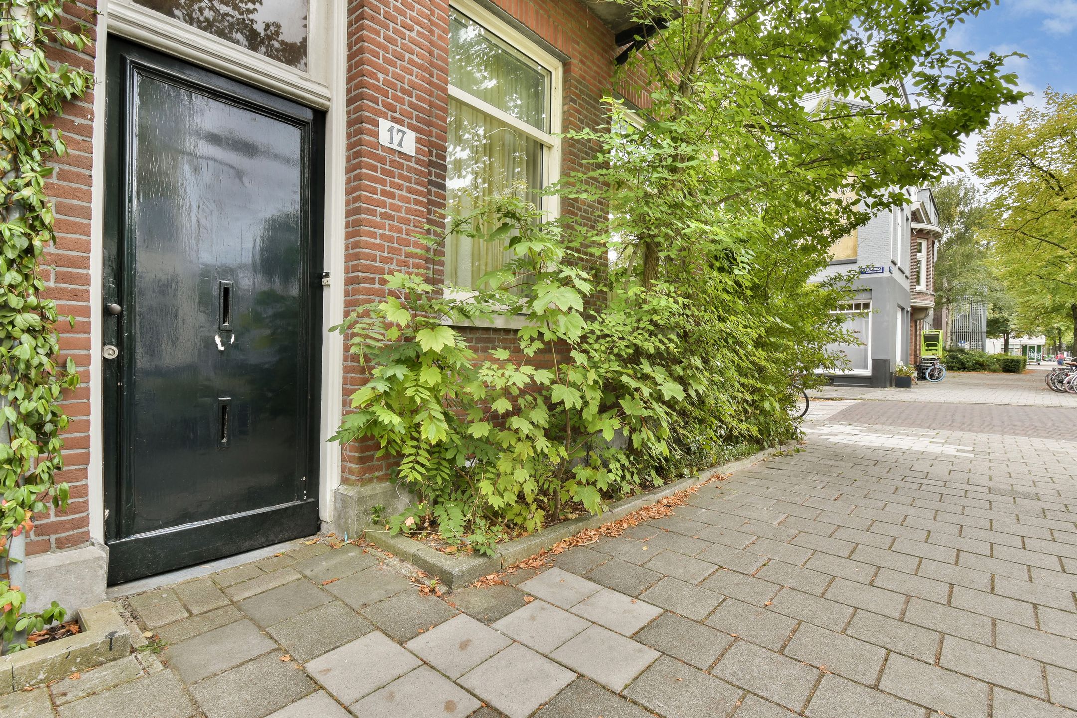 Foto 24 van Van 't Hofflaan 17-1