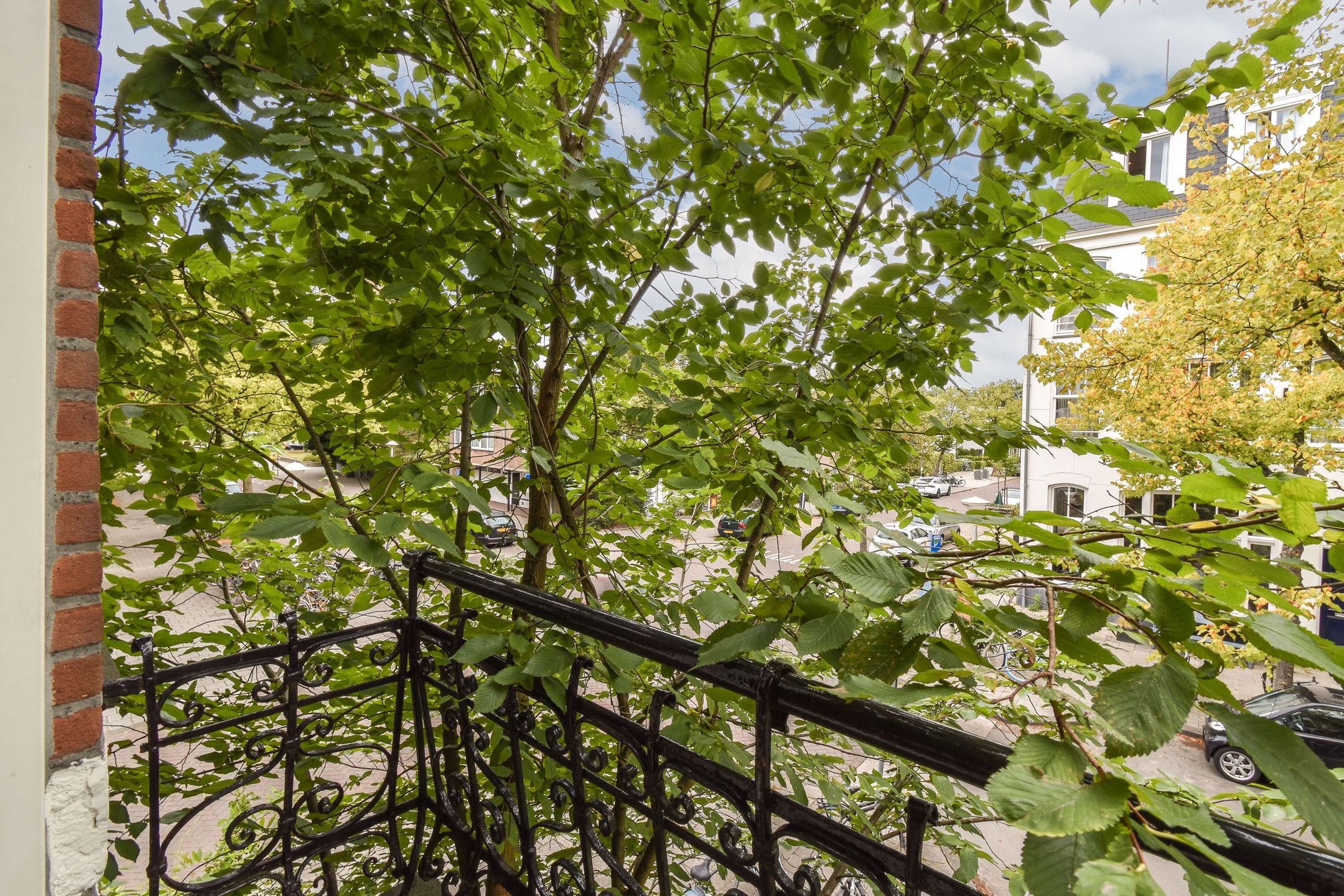 Foto 27 van Van 't Hofflaan 17-1