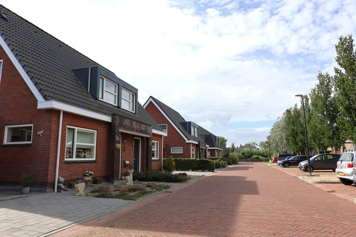 Photo 29 of Simmersnie 27