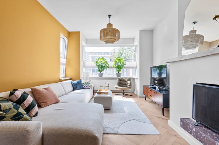 Photo 9 of van Barbansonstraat 48