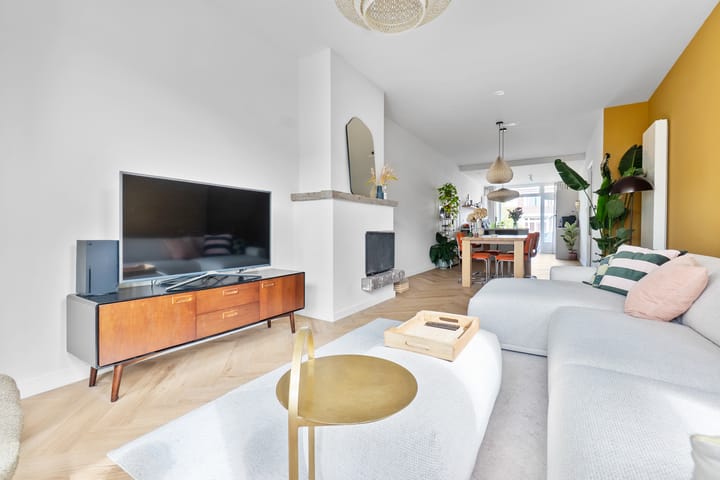 Photo 13 of van Barbansonstraat 48