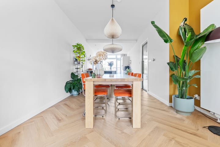 Photo 14 of van Barbansonstraat 48