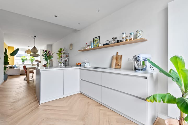 Photo 22 of van Barbansonstraat 48