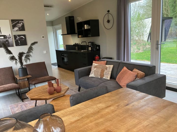 Photo 3 of Veldhuisweg 4-151