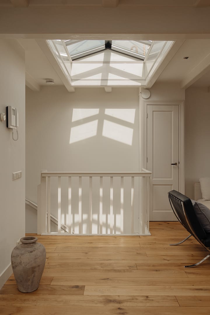 Foto 7 van Haarlemmerplein 21-4