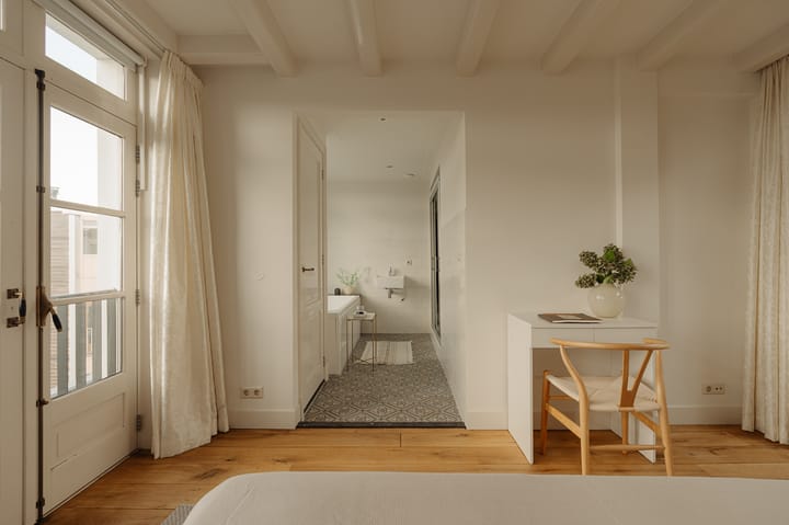 Foto 18 van Haarlemmerplein 21-4