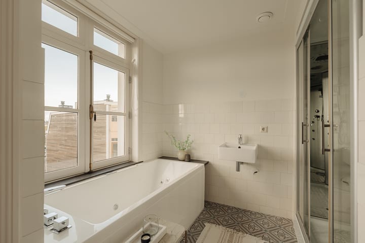 Foto 21 van Haarlemmerplein 21-4