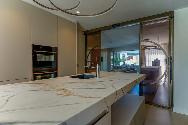 Photo 13 of Poppestraat 76