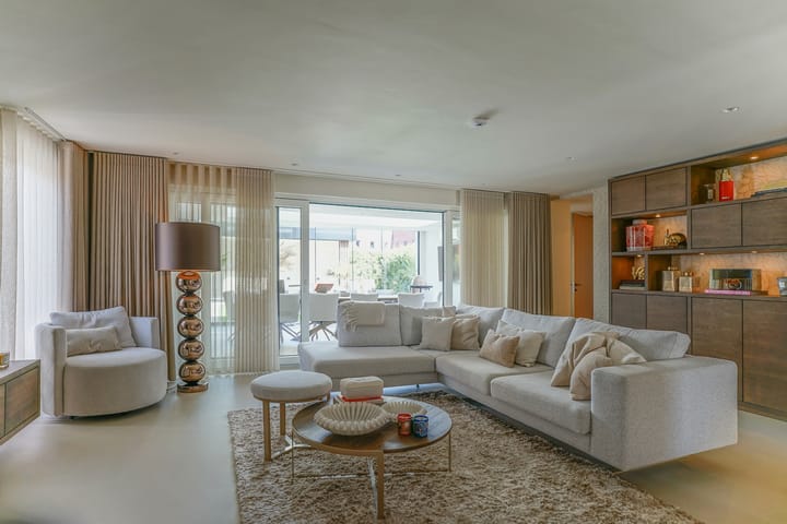 Photo 4 of Poppestraat 76