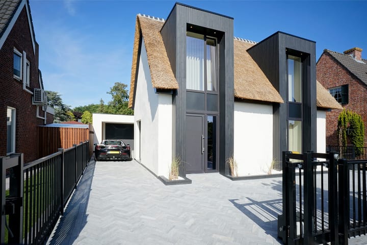 Photo 56 of Poppestraat 76