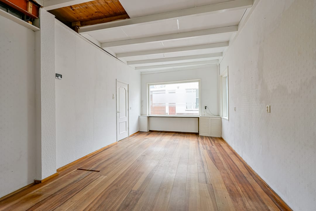 Photo 8 of Schinkelstraat 4