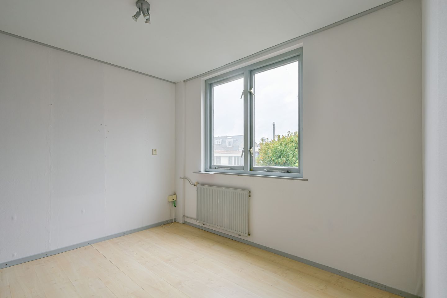 Photo 10 of Schinkelstraat 4