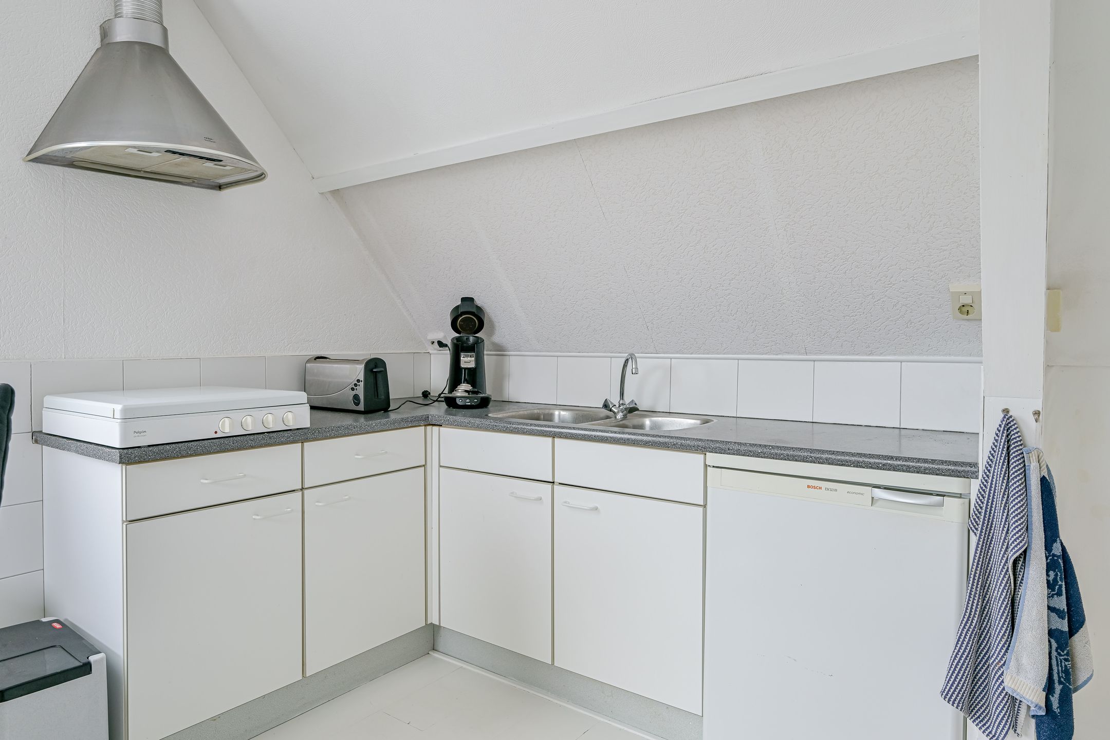 Photo 30 of Schinkelstraat 4