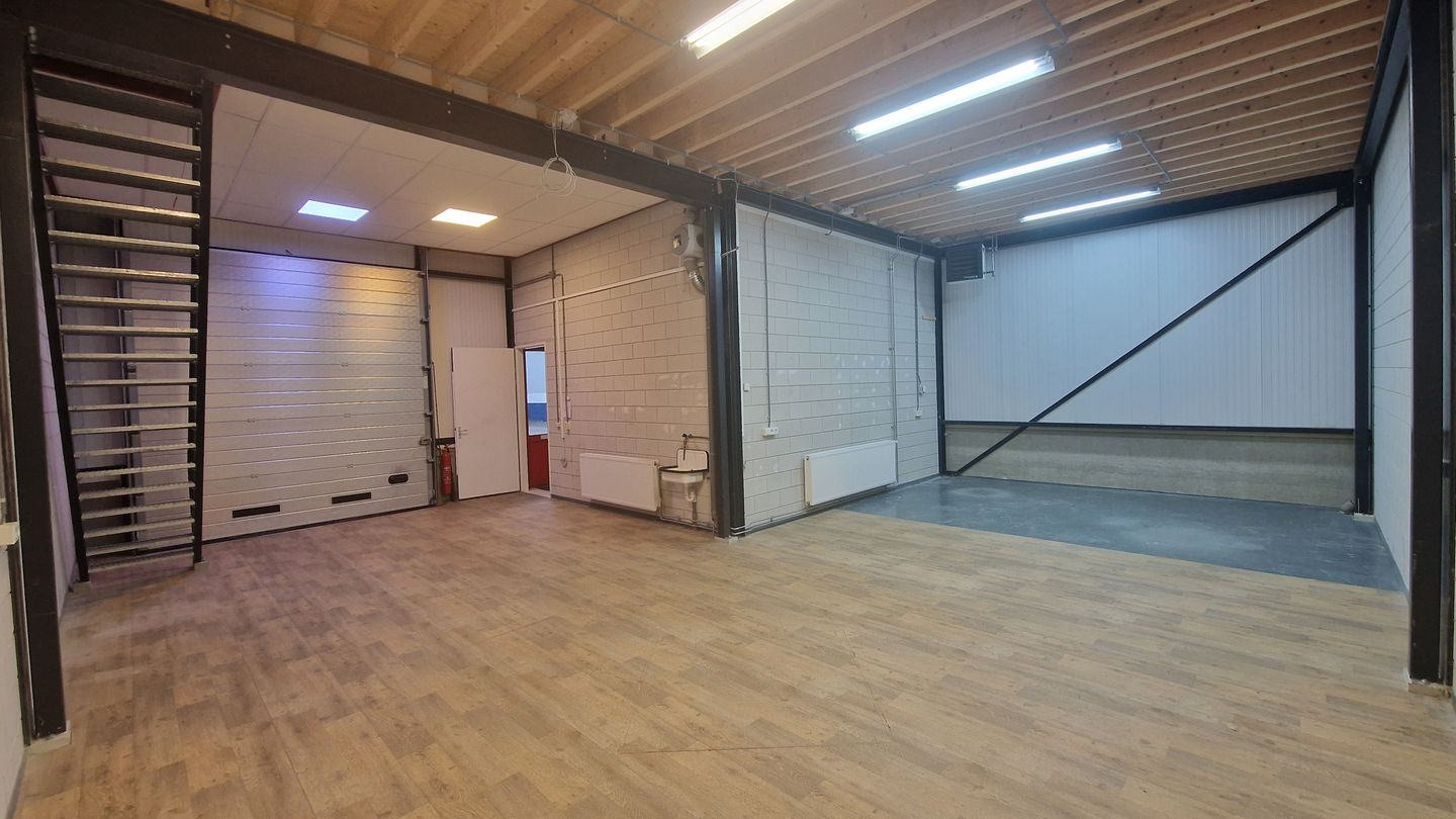 View photo 3 of Dortmundstraat 28-H