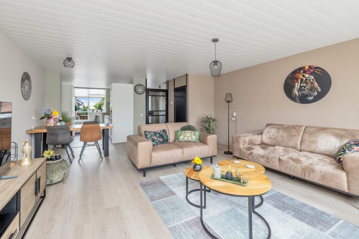 Foto 15 van Buntgras 73