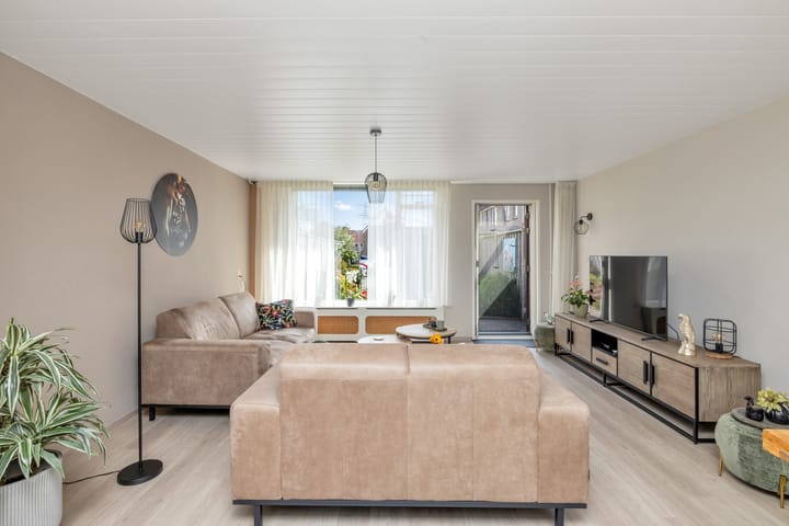 Foto 20 van Buntgras 73