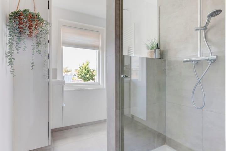 Foto 33 van Eerste kade 7