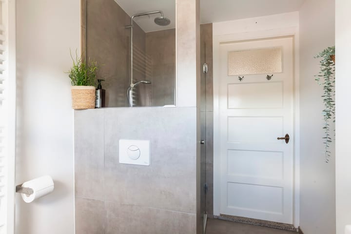 Foto 36 van Eerste kade 7