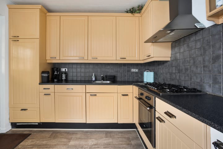 Foto 16 van Bouwensstraat 12