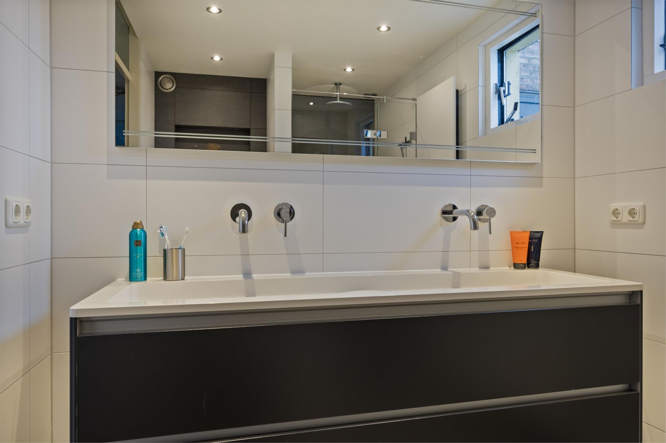 Foto 36 van Binnenvaart 19