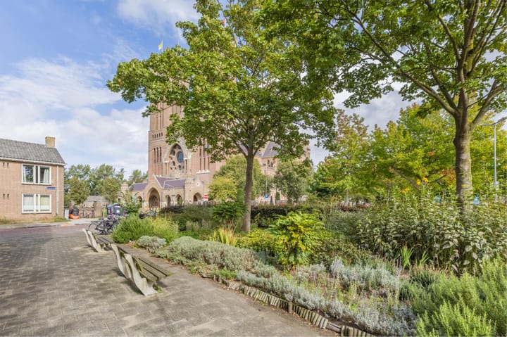 Foto 35 van Emmaplein 38-RD