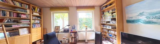 Bibliotheek, TV-kamer