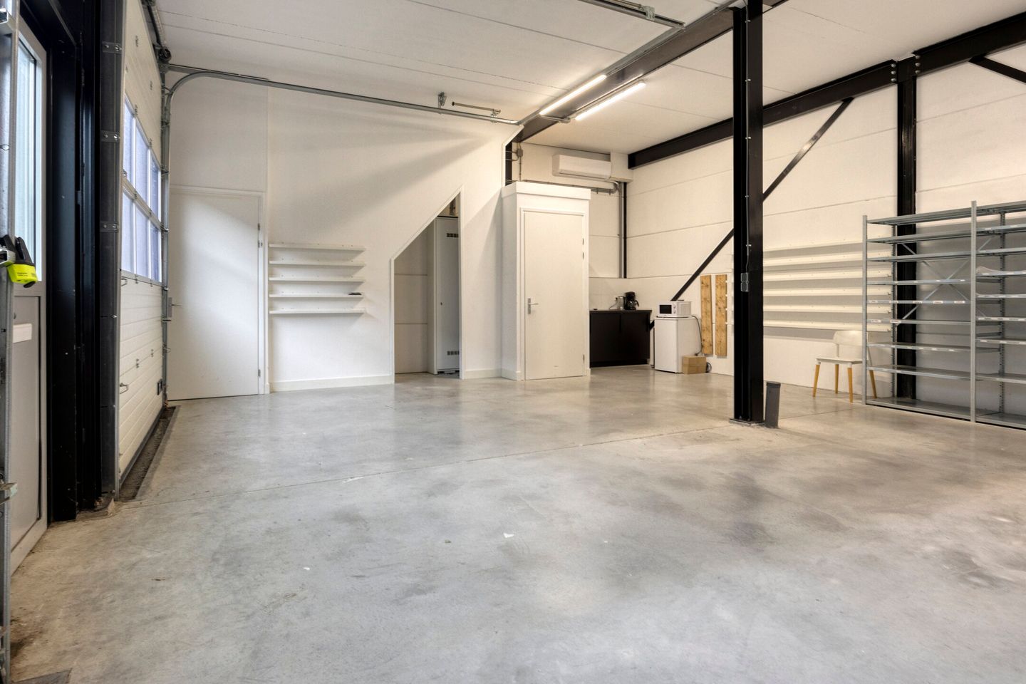 View photo 5 of Telfordstraat 9-27