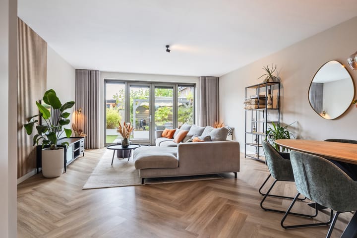 Photo 2 of Burgemeester Verdaasdonkstraat 39