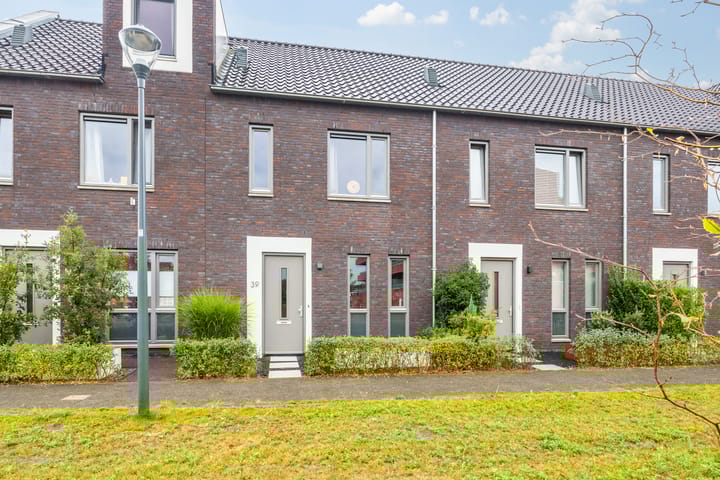 Photo 6 of Burgemeester Verdaasdonkstraat 39