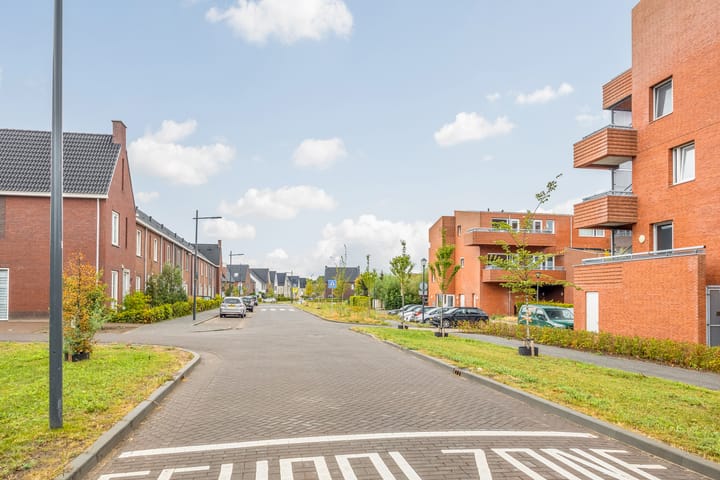 Photo 38 of Burgemeester Verdaasdonkstraat 39