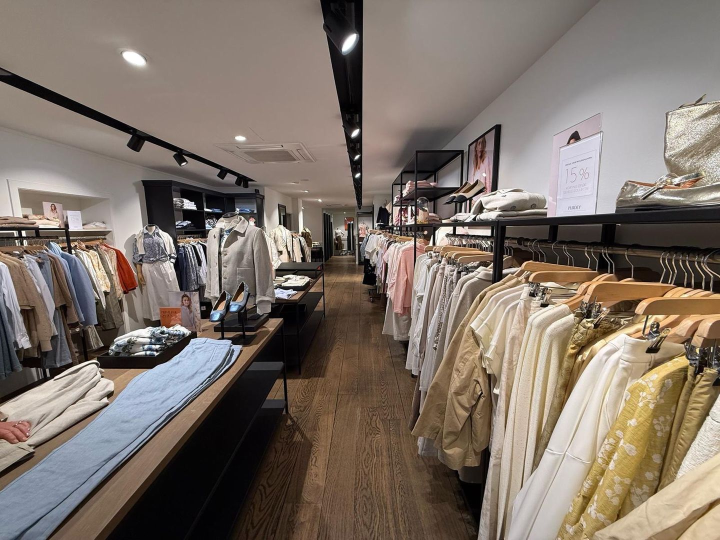 View photo 3 of Beukerstraat 73