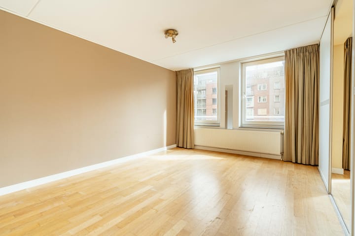 Foto 9 van Valkenburgerstraat 186-K