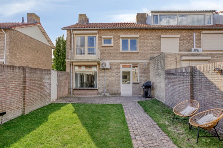 Foto 26 van Alb. Thijmstraat 10