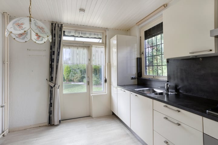 Foto 16 van Dokter van Kleefstraat 8