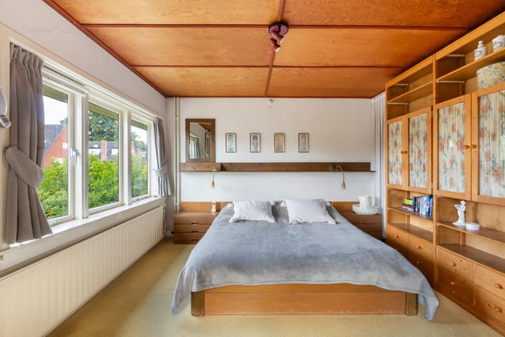 Photo 22 of Aagje Dekenlaan 12