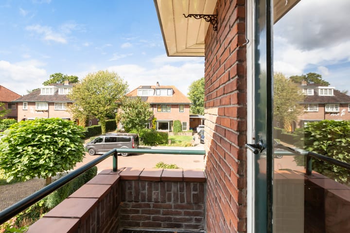 Photo 24 of Aagje Dekenlaan 12