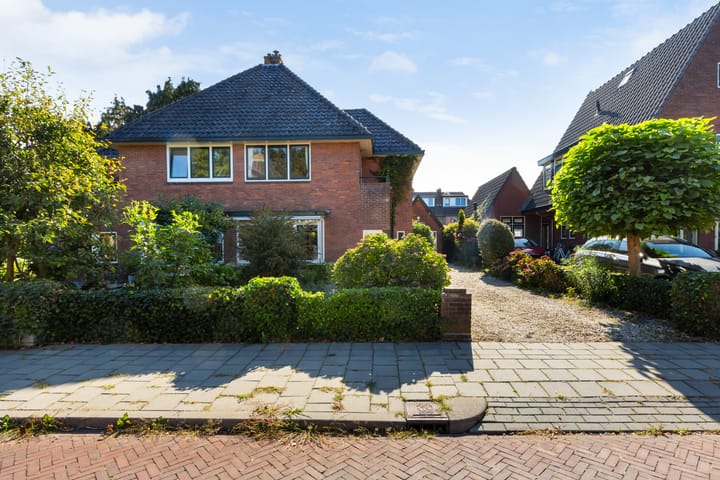 Photo 35 of Aagje Dekenlaan 12