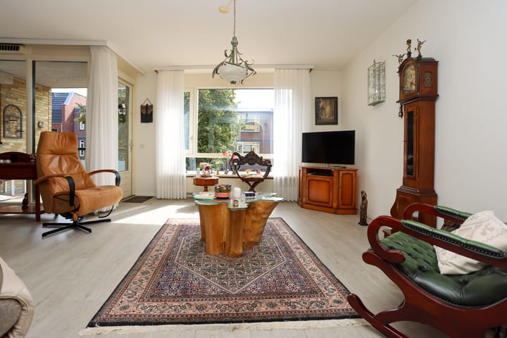 Foto 12 van Brouwerstraat 46