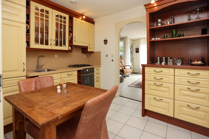 Foto 15 van Brouwerstraat 46